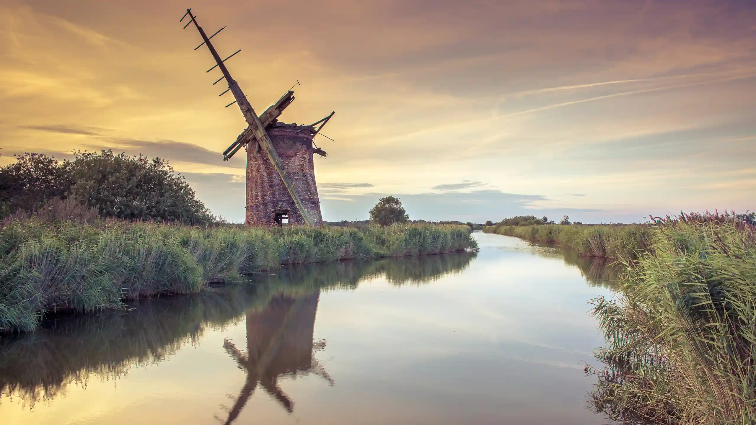 Brograve Windmill on Norfolk Broad, Worthwhile Accountancy Ltd - CIS Accountant Norfolk